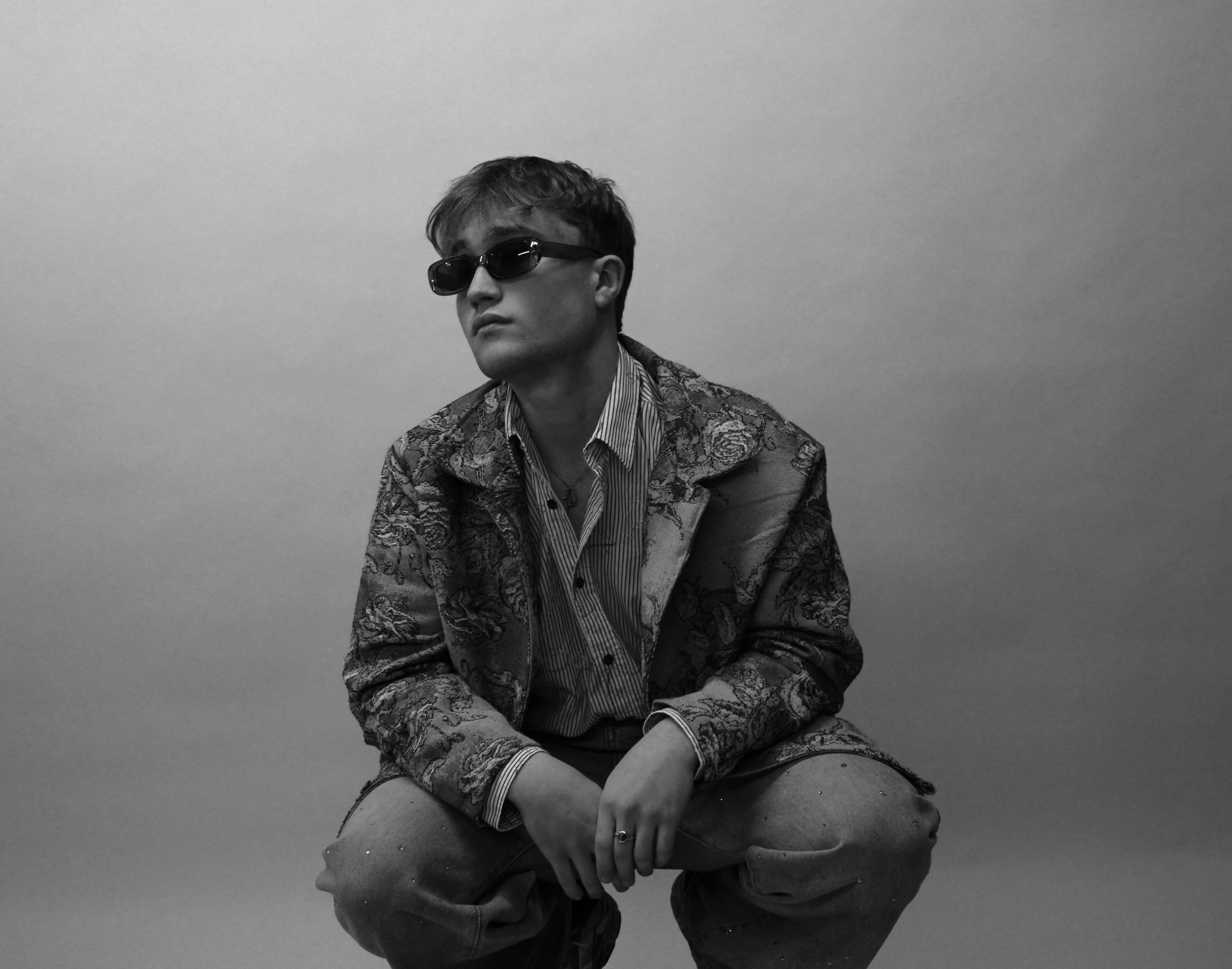 Leon Jones, press photo 4